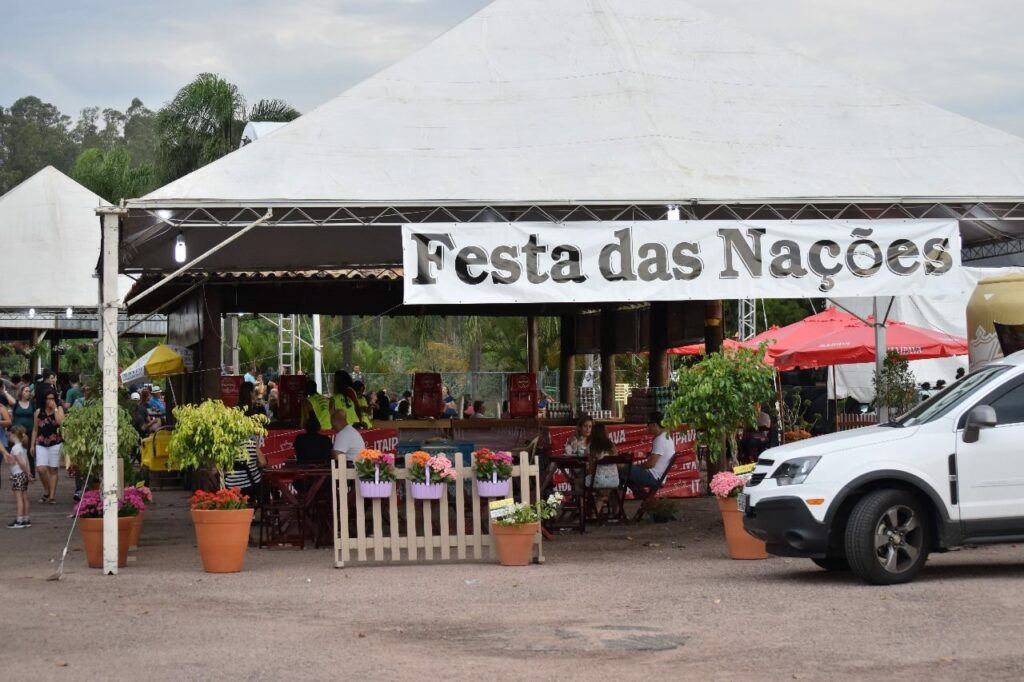 Festa das Nações em Vinhedo
