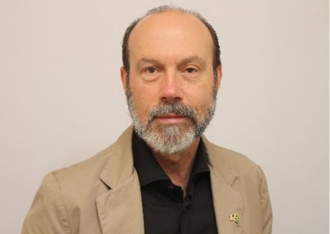 Dr. Tufi Neder Meyer, professor do curso